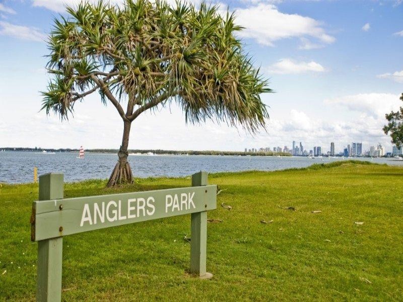 18 Anglers Esplanade, Runaway Bay QLD 4216
