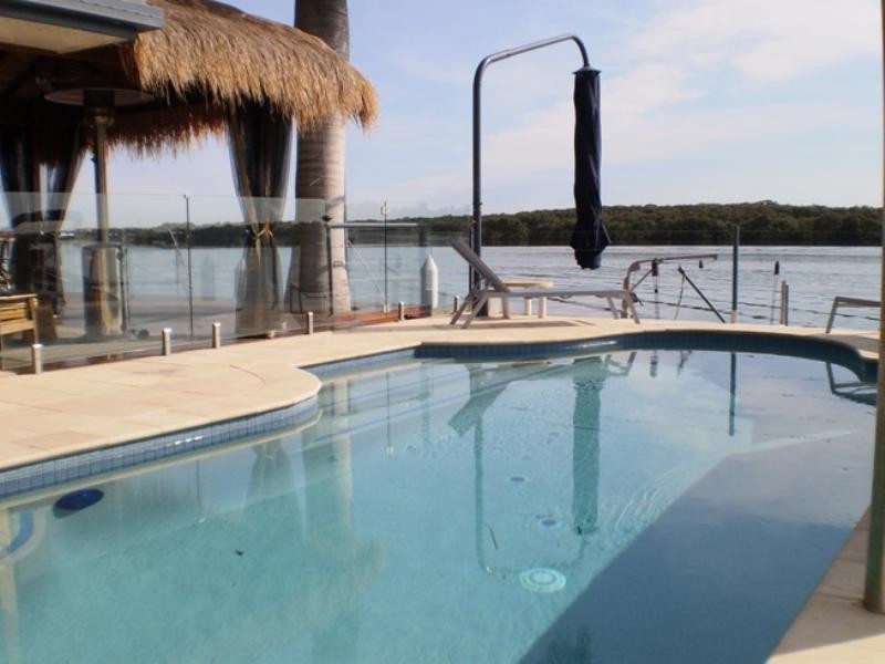 Paradise Point QLD 4216