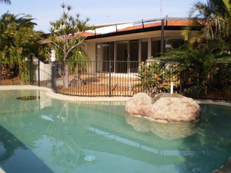 Biggera Waters QLD 4216
