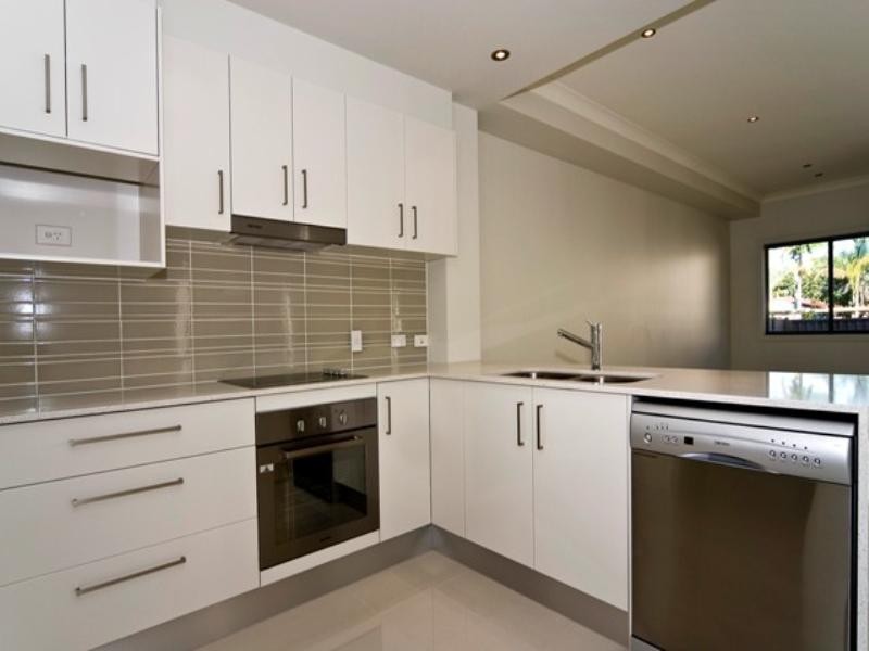 Paradise Point QLD 4216