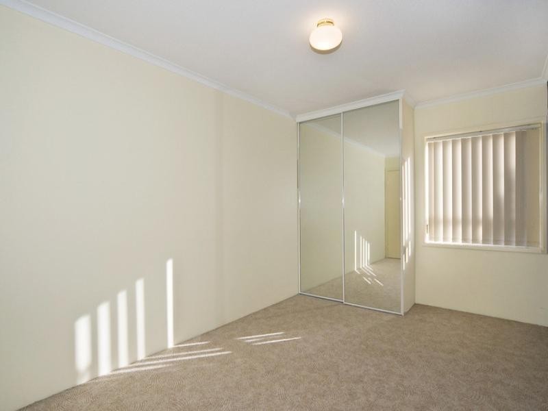 9/1 Poinsettia Avenue, Hollywell QLD 4216