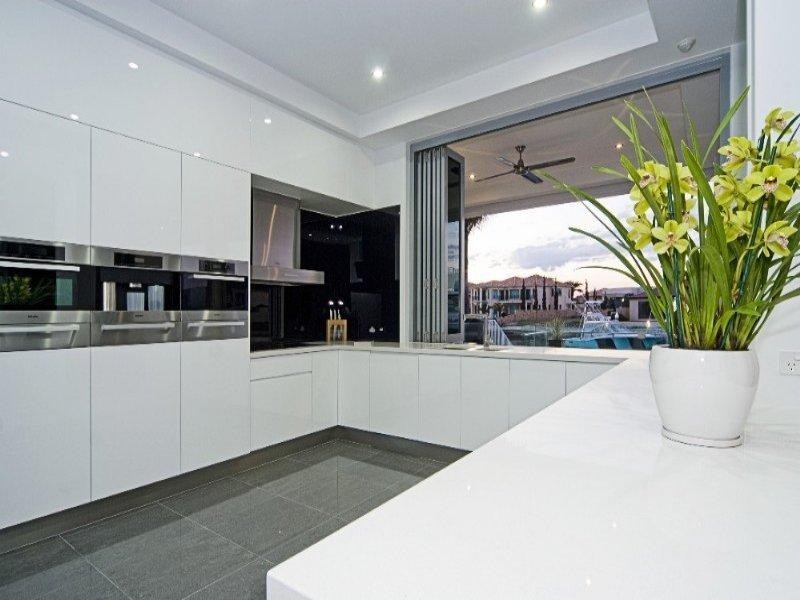 Paradise Point QLD 4216