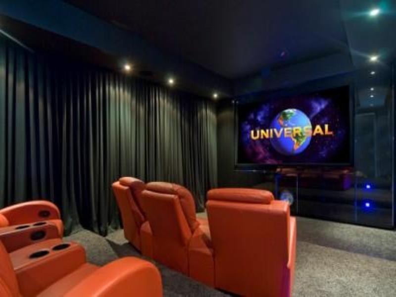 74 Royal Albert Crescent, Paradise Point QLD 4216