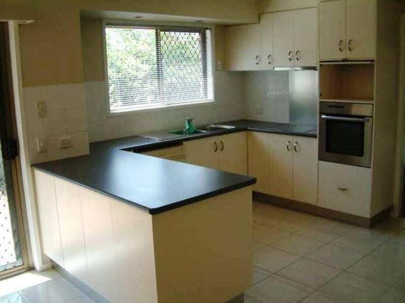 15 Wolvi Place, Helensvale QLD 4212