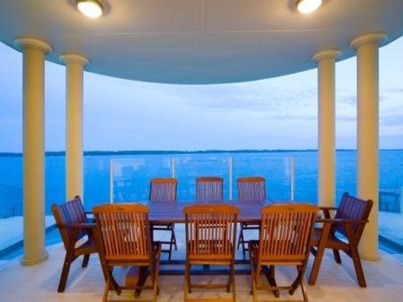 63 The Peninsula, Paradise Point QLD 4216