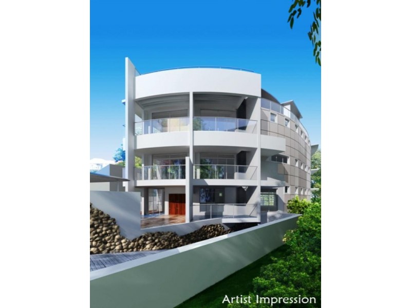 20 Oatland Esplanade, Runaway Bay QLD 4216