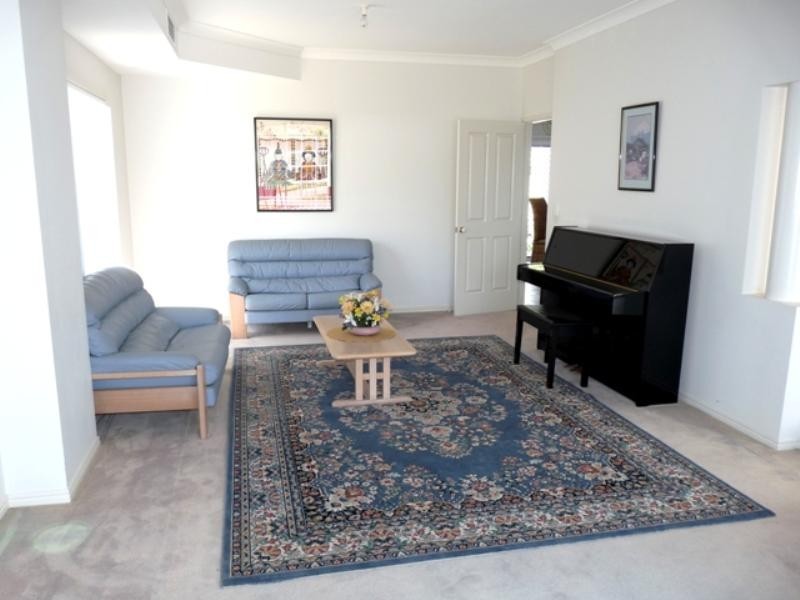 20 Wisemans Court, Helensvale QLD 4212