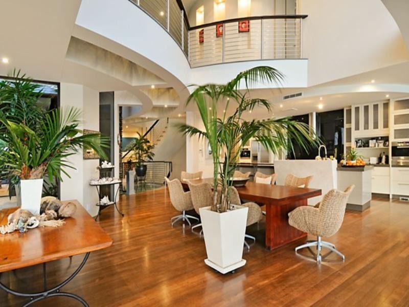 34 Hampton Court, Sovereign Islands QLD 4216