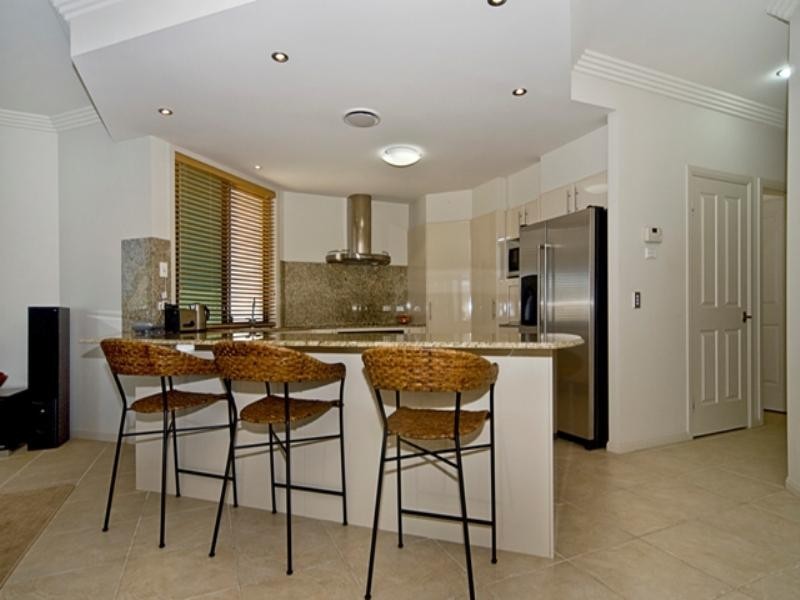 Paradise Point QLD 4216