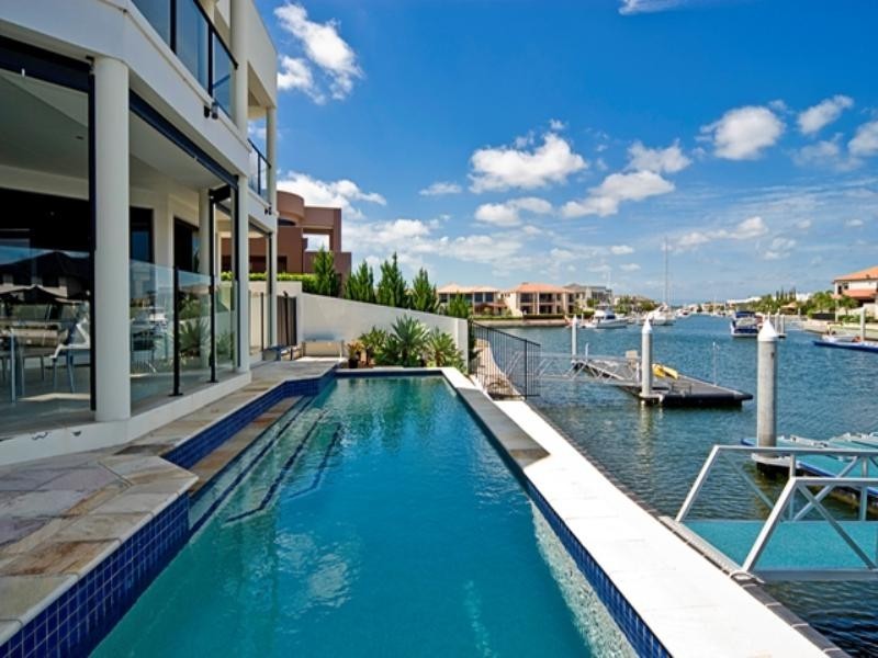 Paradise Point QLD 4216
