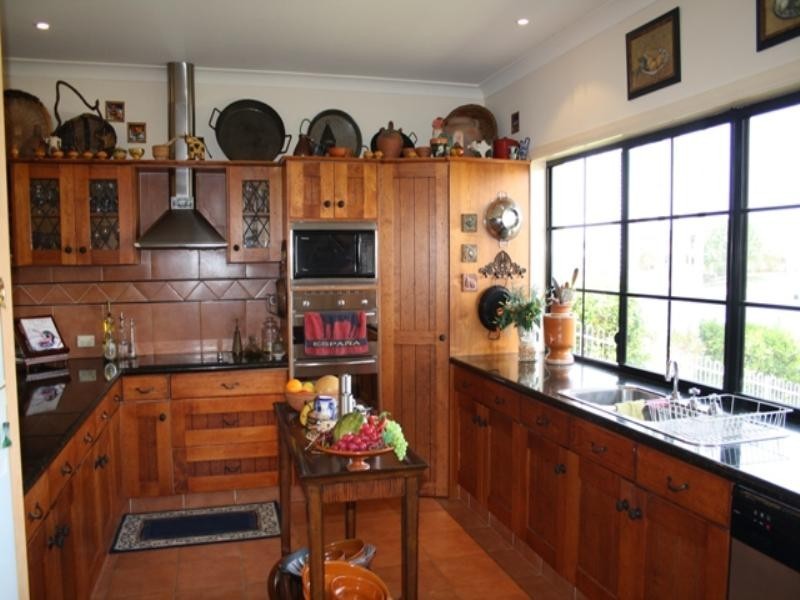 13 Glenwater Crescent, Helensvale QLD 4212