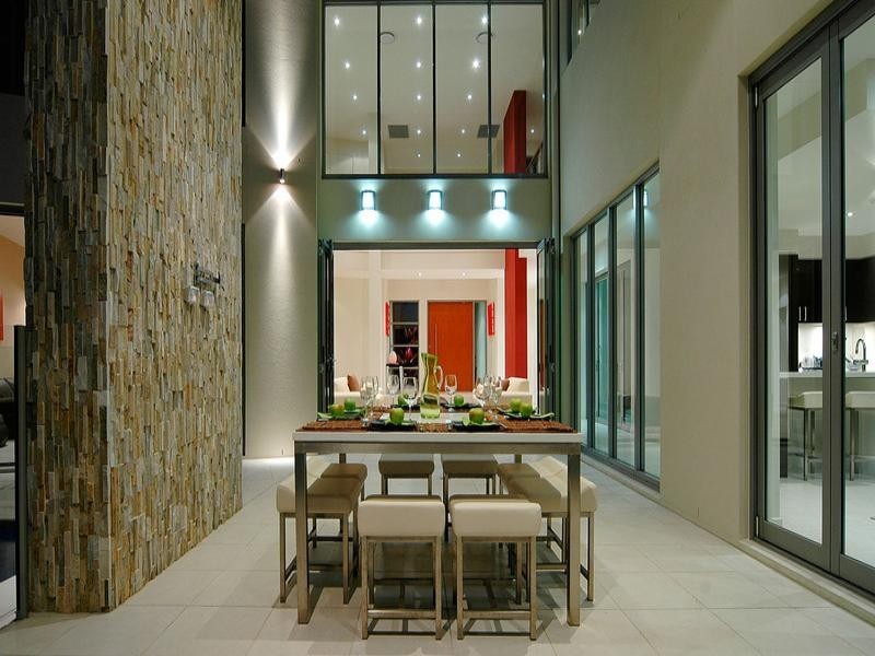 25 Royal Albert Crescent, Paradise Point QLD 4216