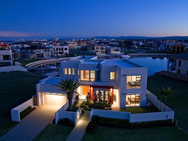 25 Royal Albert Crescent, Paradise Point QLD 4216