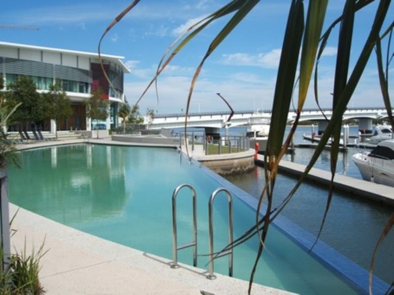 Paradise Point QLD 4216