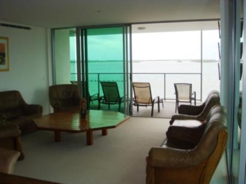 Paradise Point QLD 4216