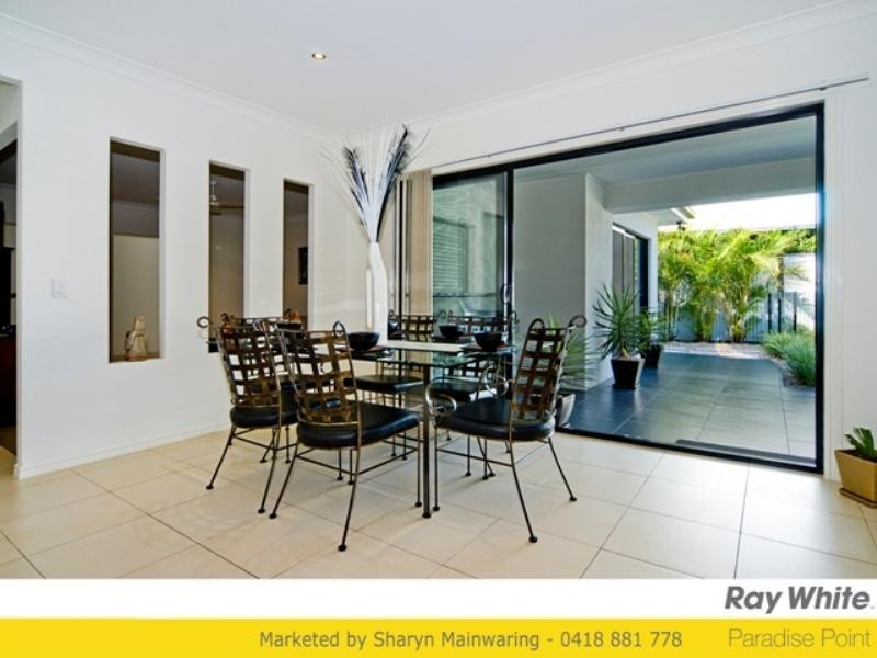 16 Southaven Drive, Hollywell QLD 4216