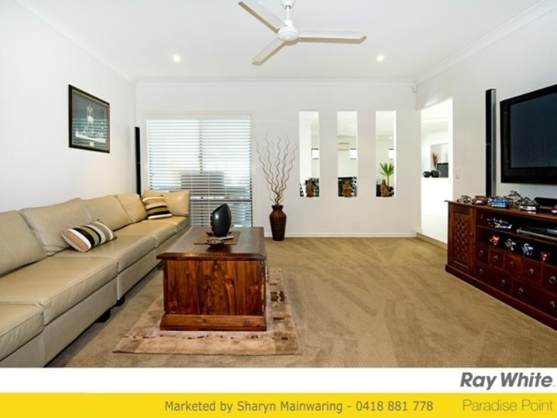 16 Southaven Drive, Hollywell QLD 4216