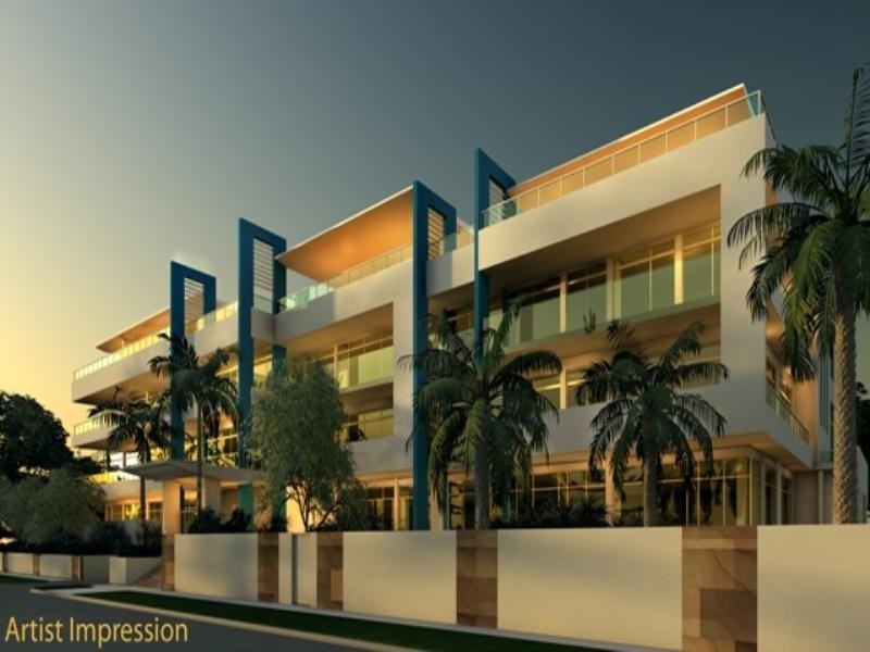 24 Oatland Esplanade, Runaway Bay QLD 4216