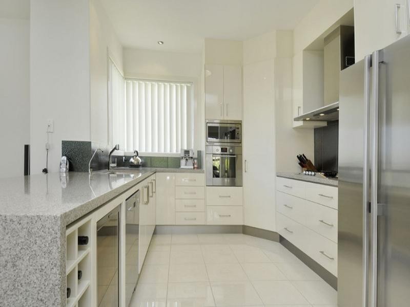 Hope Island QLD 4212