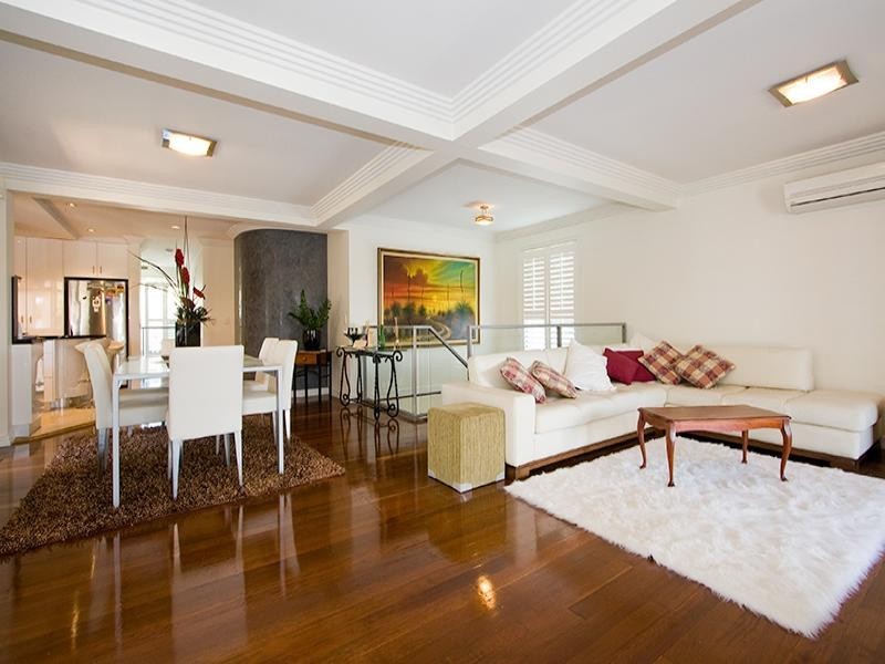 7 Abel Tasman Place, Hollywell QLD 4216