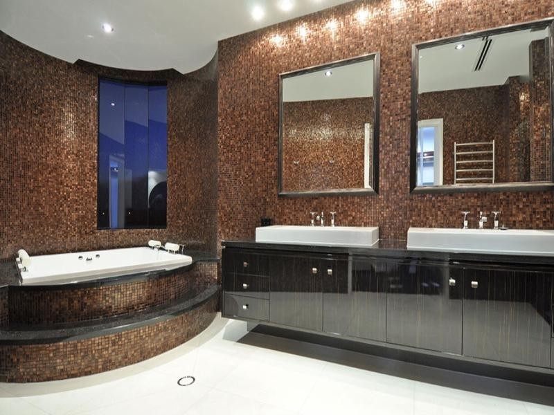 26 Hampton Court, Paradise Point QLD 4216