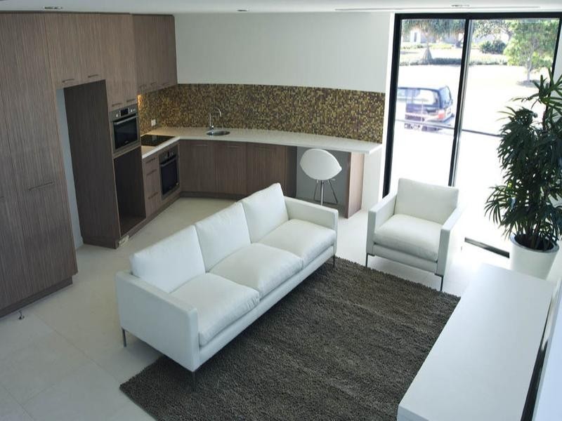 26 Hampton Court, Paradise Point QLD 4216