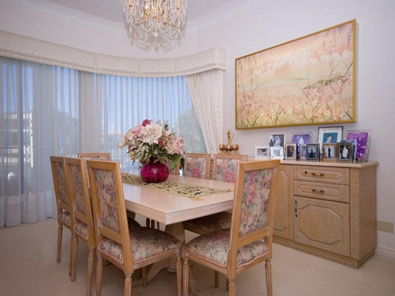 7 The Peninsula, Sovereign Islands QLD 4216