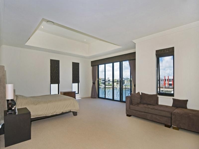 Paradise Point QLD 4216