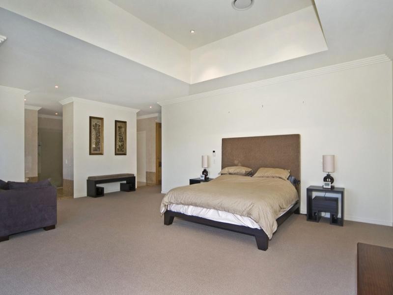 Paradise Point QLD 4216