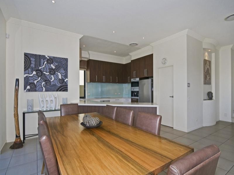 Paradise Point QLD 4216