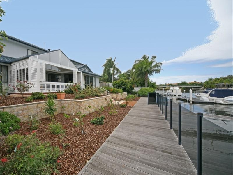 46 Sundance Way, Runaway Bay QLD 4216