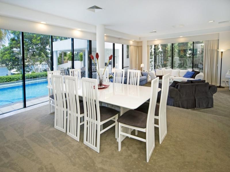 Paradise Point QLD 4216