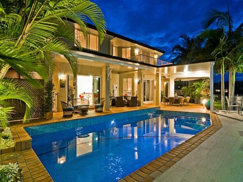 161 Pebble Beach Drive, Runaway Bay QLD 4216