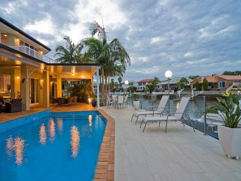 161 Pebble Beach Drive, Runaway Bay QLD 4216