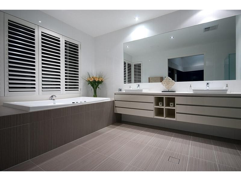 Sovereign Islands QLD 4216