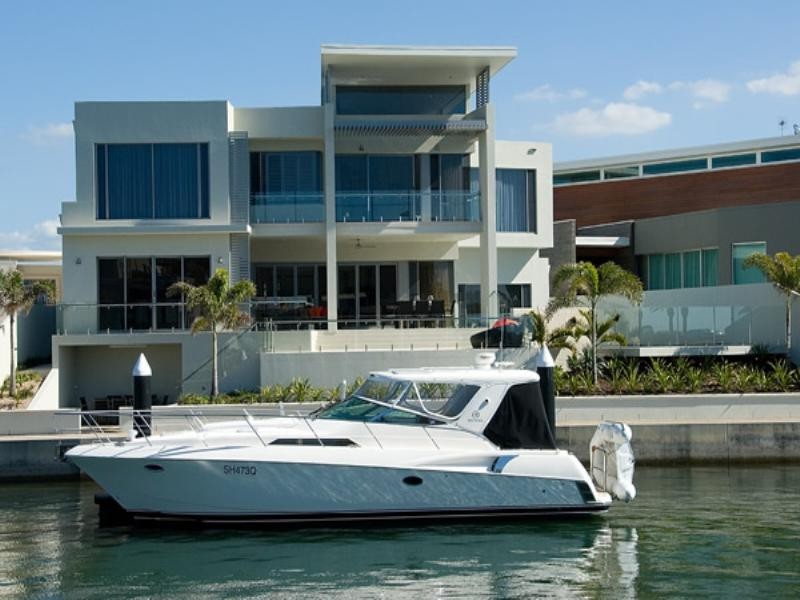 Sovereign Islands QLD 4216