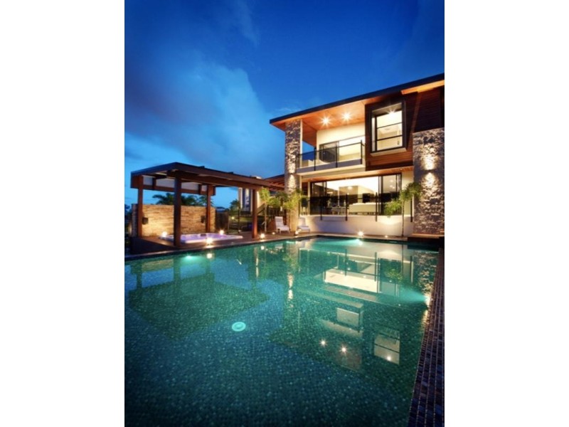 37 Quayside Drive, Helensvale QLD 4212