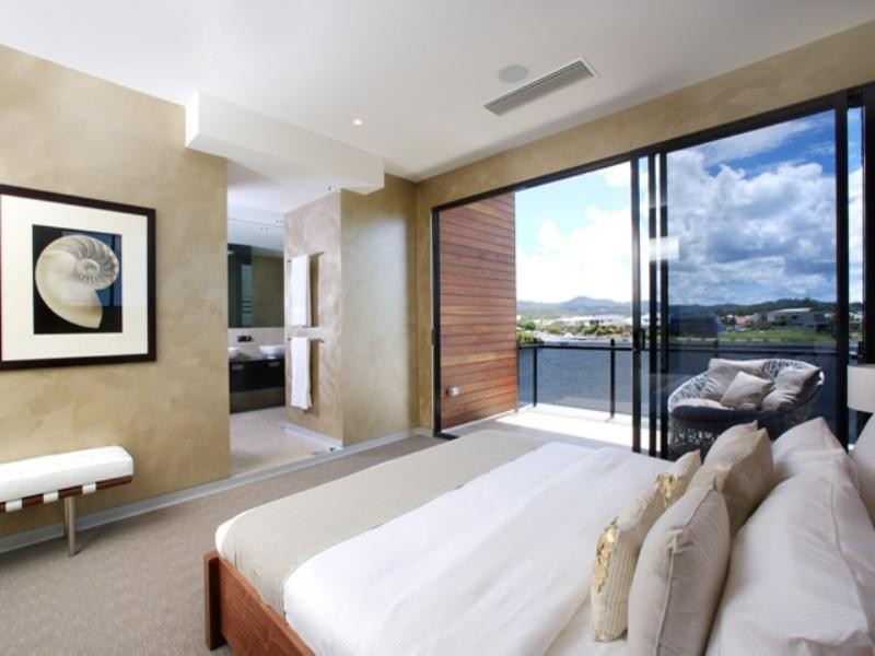 37 Quayside Drive, Helensvale QLD 4212