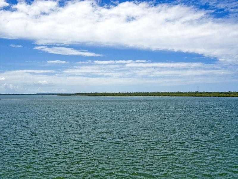 Sovereign Islands QLD 4216