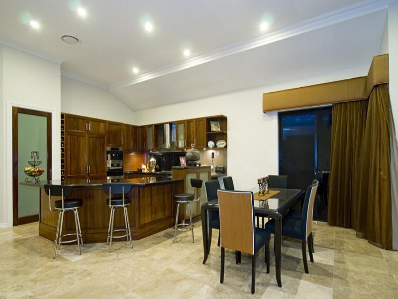 Sovereign Islands QLD 4216