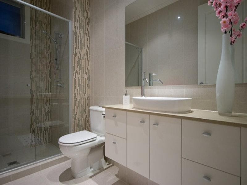 5 Royal Albert Crescent, Sovereign Islands QLD 4216