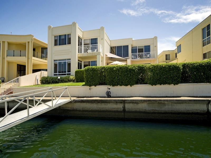 Paradise Point QLD 4216