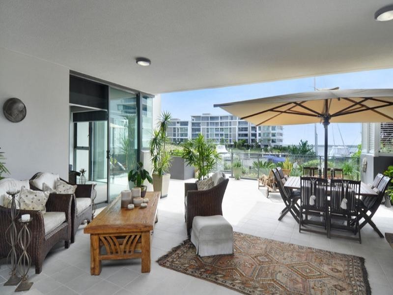 4106/323 Bayview Street, Hollywell QLD 4216