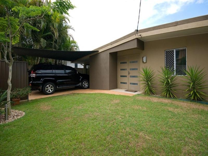 3 Paradise Parade, Paradise Point QLD 4216