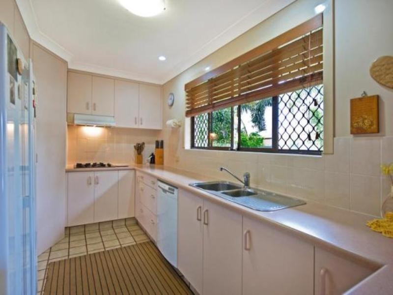 50 O’Grady Drive, Paradise Point QLD 4216