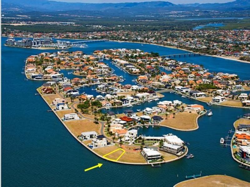 33 Parklane Terrace, Paradise Point QLD 4216