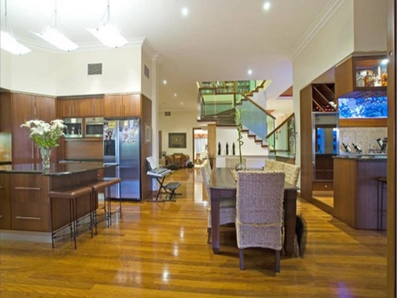 Paradise Point QLD 4216