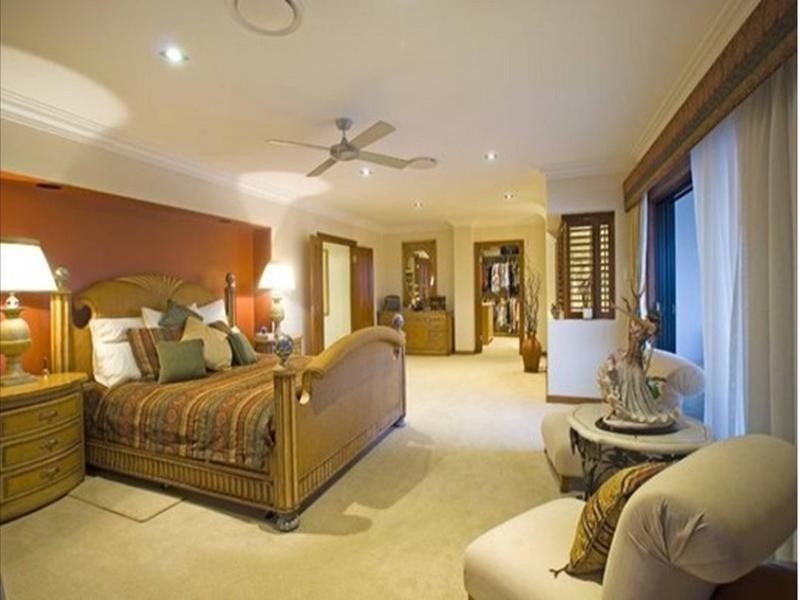 Paradise Point QLD 4216