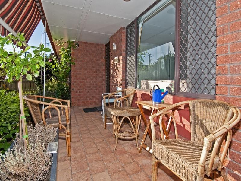 8/31 Thrush Avenue, Paradise Point QLD 4216