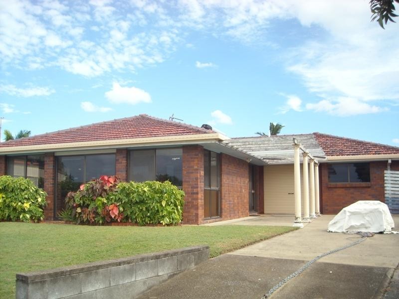 13 O’Grady Drive, Paradise Point QLD 4216